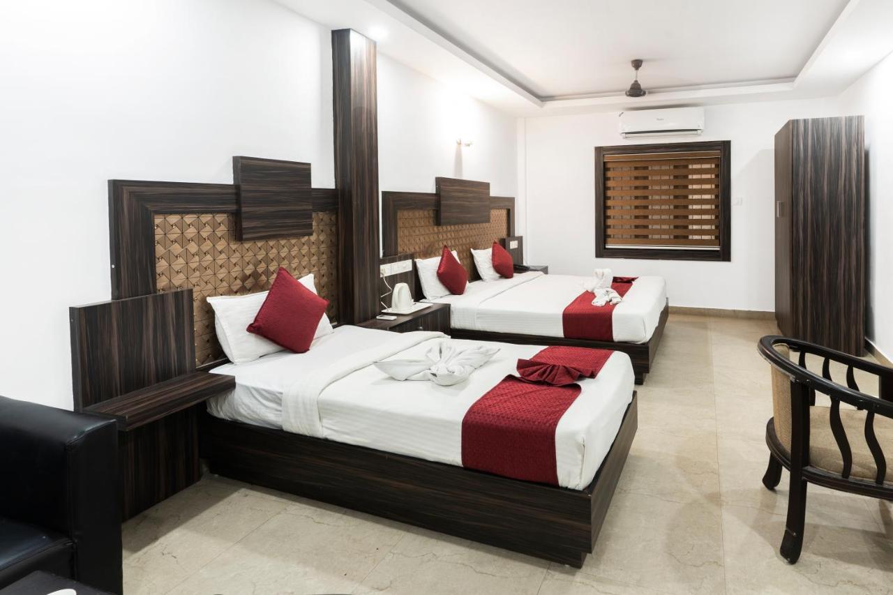 Hotel Kochi Crown Zewnętrze zdjęcie
