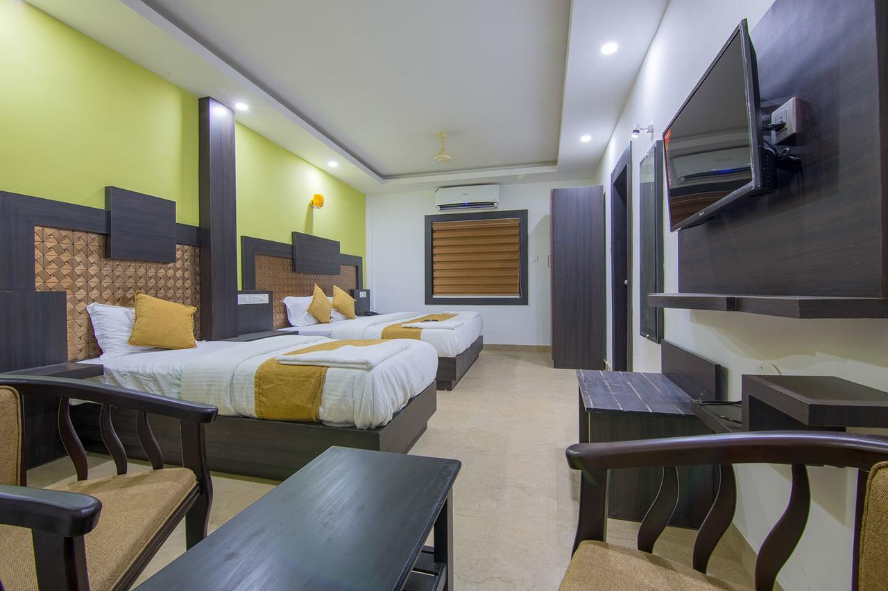 Hotel Kochi Crown Zewnętrze zdjęcie