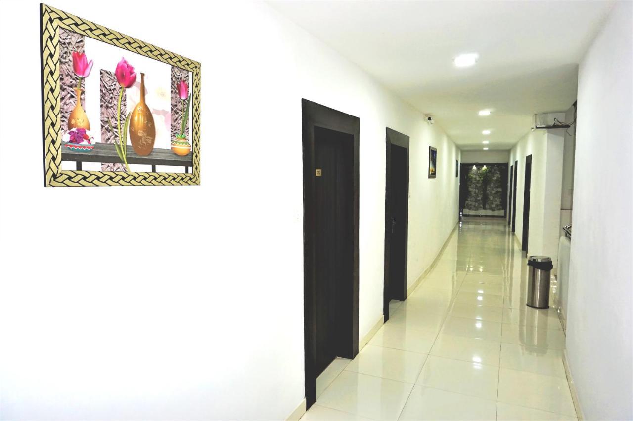 Hotel Kochi Crown Zewnętrze zdjęcie